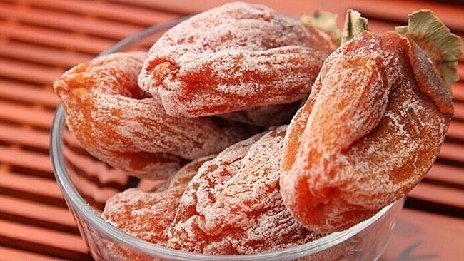 Hồng treo gió thành phẩm